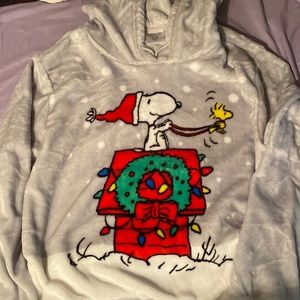 Women’s Snoopy hoodie